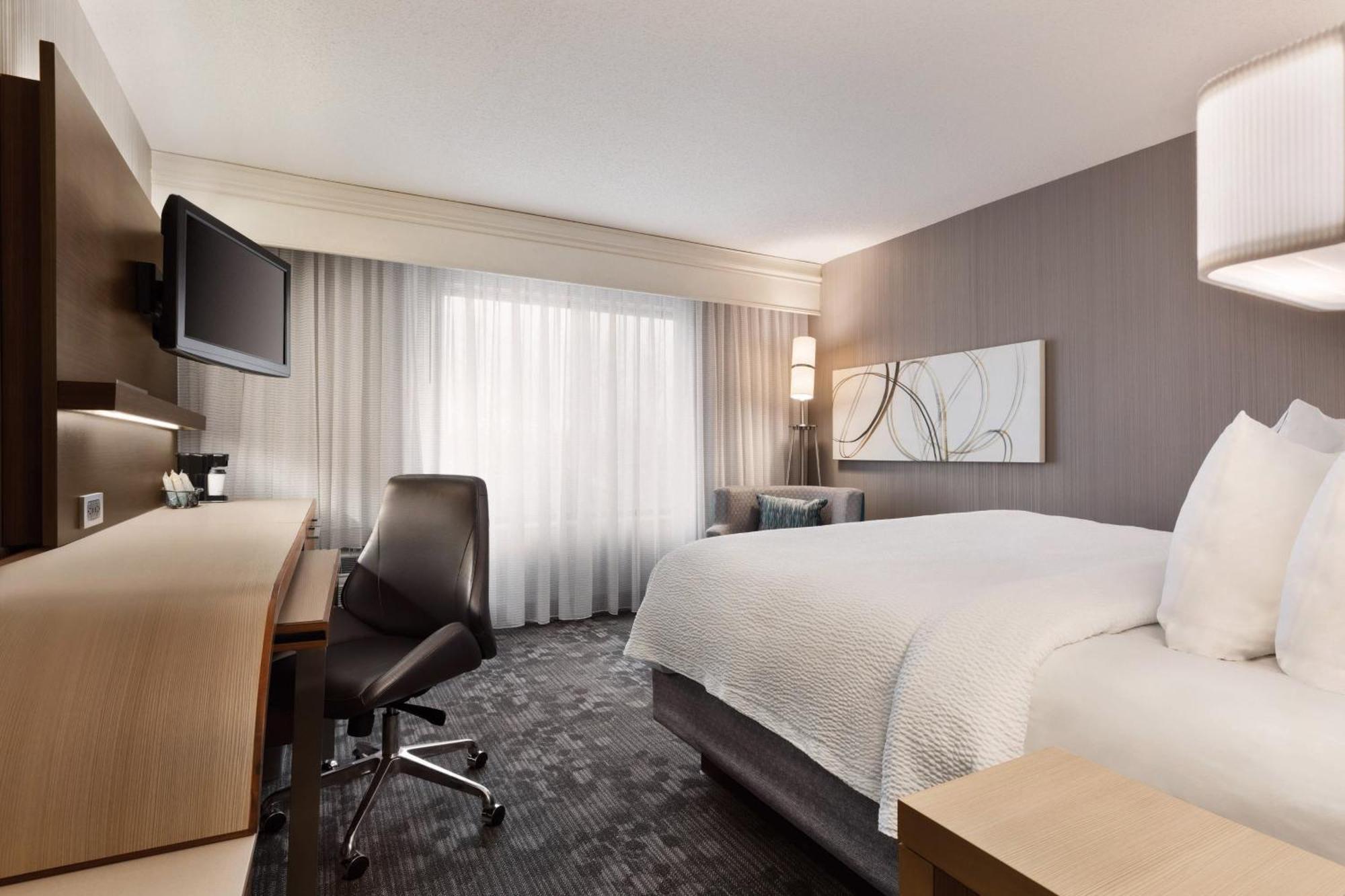 Courtyard By Marriott Topeka Luaran gambar