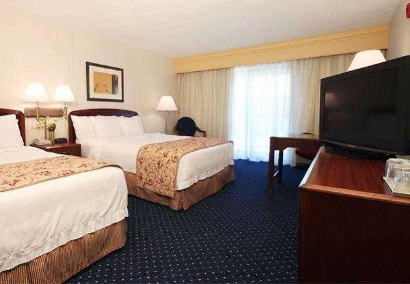 Courtyard By Marriott Topeka Luaran gambar
