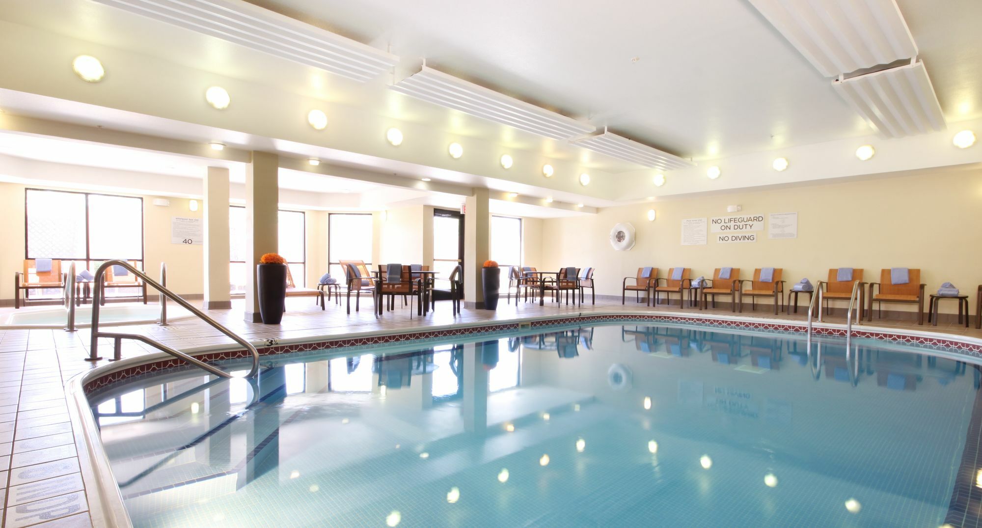 Courtyard By Marriott Topeka Luaran gambar
